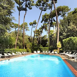https://villa-tiziana-marina-di-pietrasanta.it-tuscanyhotel.com